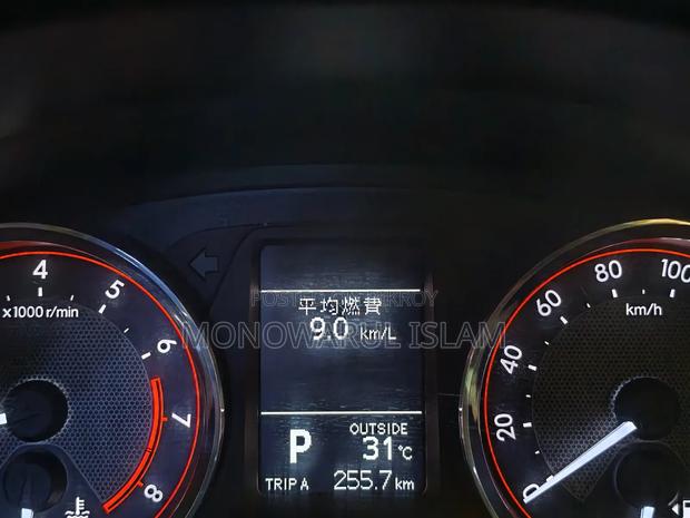 Toyota Auris 2013 Red