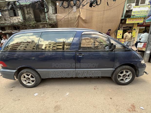 Toyota Estima 1996 Blue