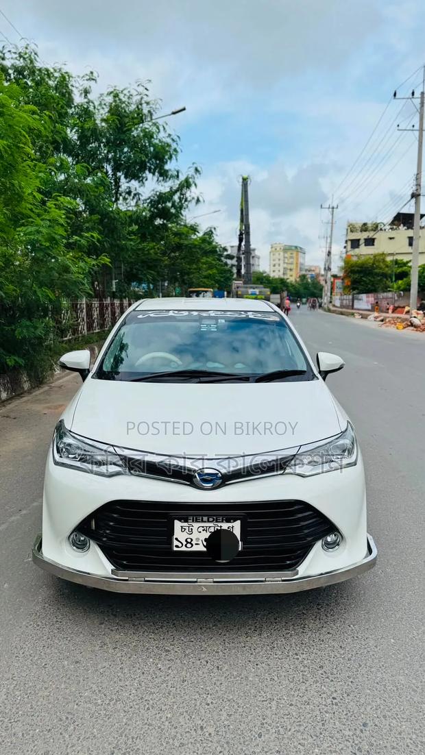 Toyota Corolla Fielder 2017 White