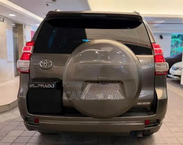 Toyota Land Cruiser Prado 2.7 I 2010 Brown