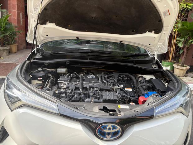 Toyota C-Hr 2017 Pearl