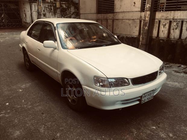 Toyota Corolla X 1.3 Automatic 2000 White
