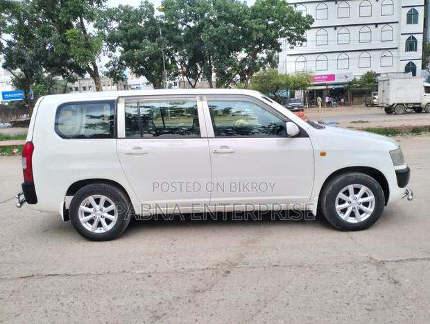 Toyota Probox 2011 White