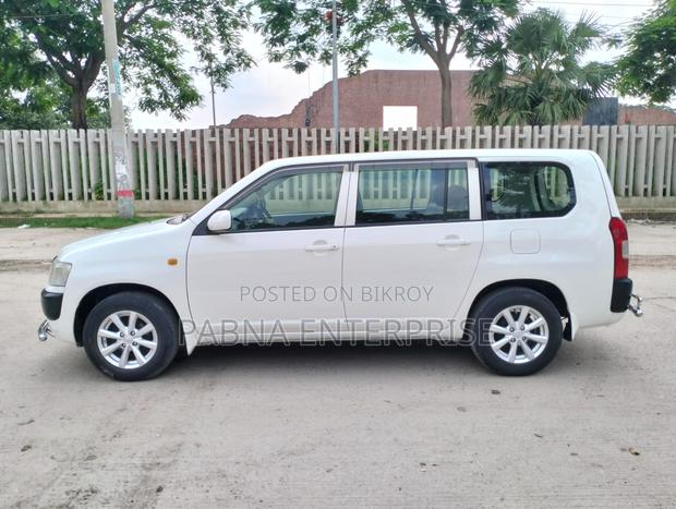 Toyota Probox 2011 White