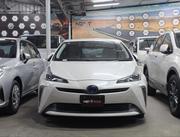 Toyota Prius 2020 Pearl for sale