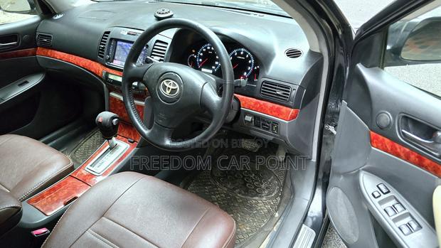 Toyota Allion 2003 Black