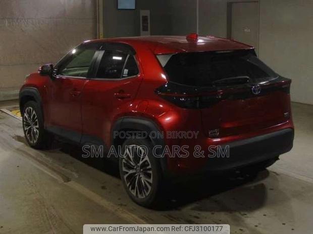 Toyota Yaris Cross 2021 Maroon