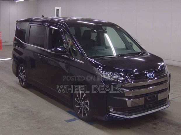 Toyota Noah 2023 Black