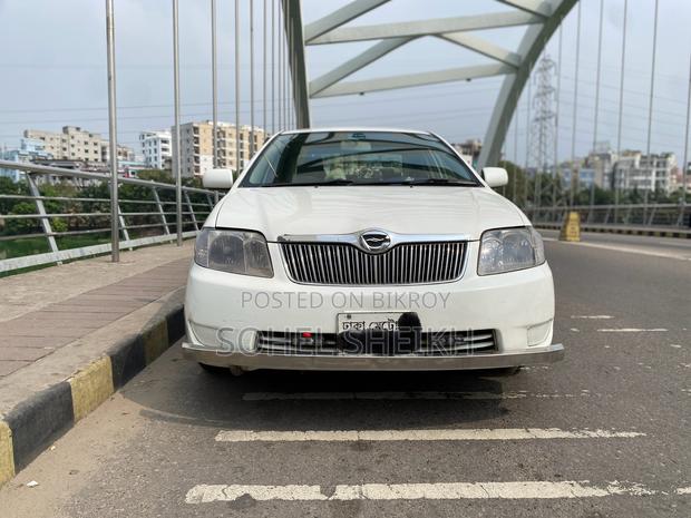 Toyota Corolla 2006 White