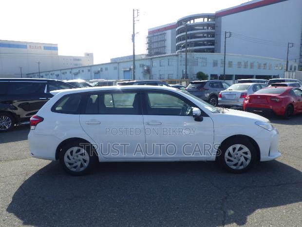Toyota Corolla Fielder 2021 White