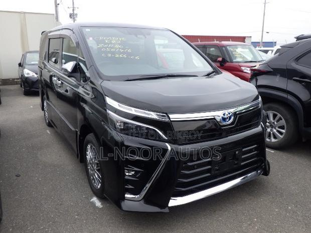 Toyota Voxy 2021 Black