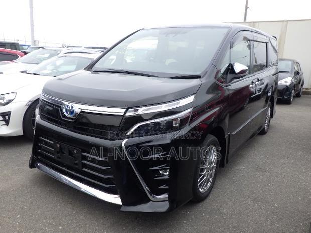 Toyota Voxy 2021 Black