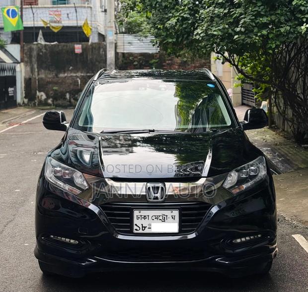 Honda Vezel 2016 Black