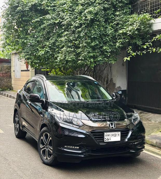 Honda Vezel 2016 Black