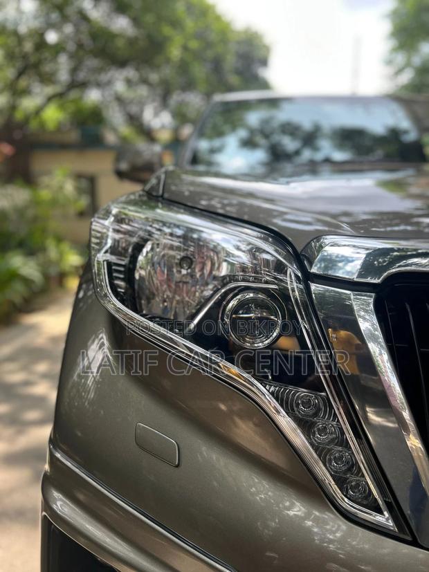 Toyota Land Cruiser Prado 2015 Brown
