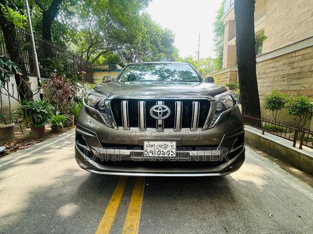 Toyota Land Cruiser Prado 2015 Brown