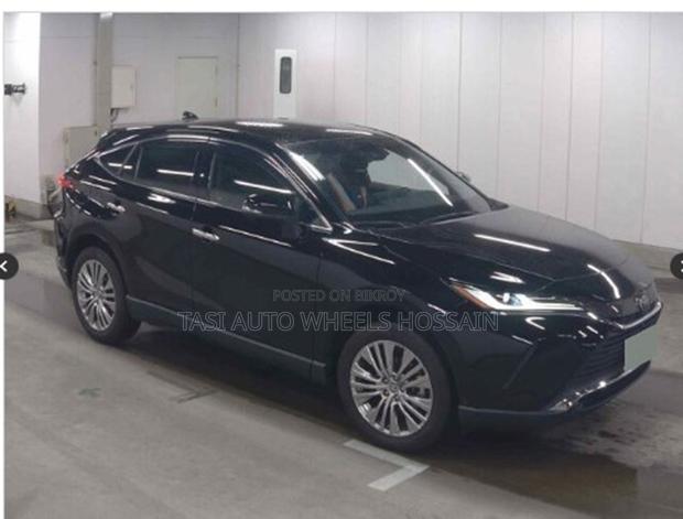 Toyota Harrier 2.0 2020 Black