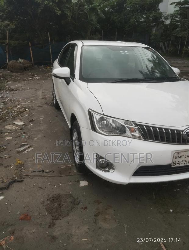 Toyota Axio 2013 White