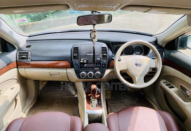 Nissan Sylphy 2006 Gold