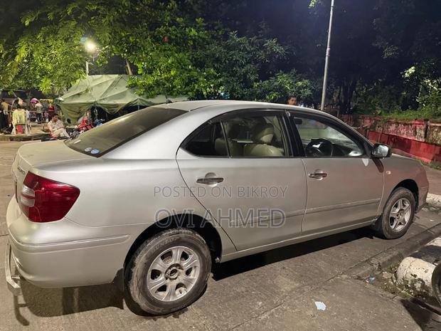 Toyota Corolla 2004 Silver