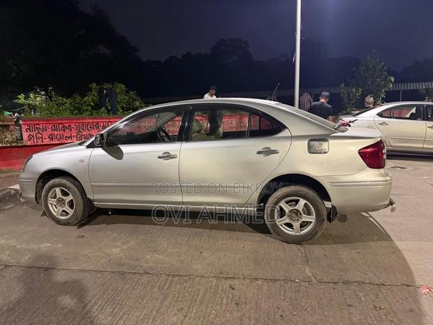 Toyota Corolla 2004 Silver