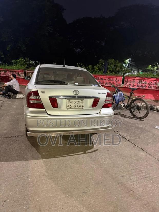 Toyota Corolla 2004 Silver