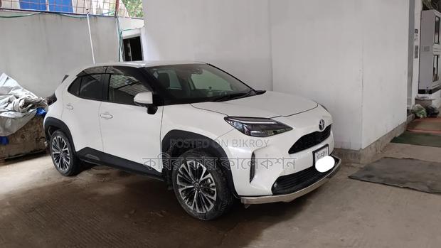 Toyota Yaris Cross 2021 Pearl