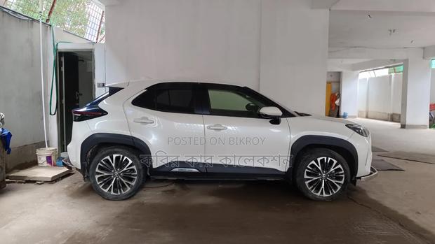 Toyota Yaris Cross 2021 Pearl