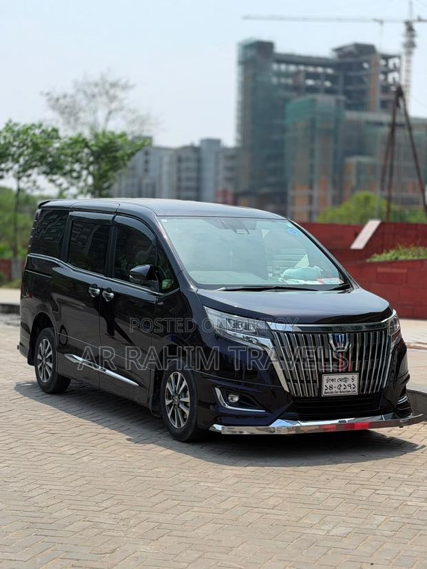 Toyota Esquire 1.8 FWD Hybrid (7 Seater) 2020 Maroon