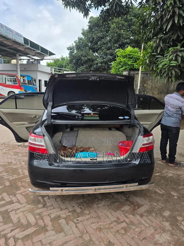 Toyota Premio 2010 Black