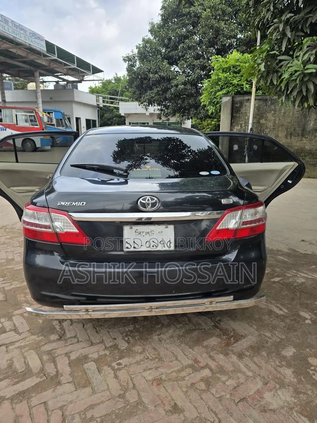 Toyota Premio 2010 Black