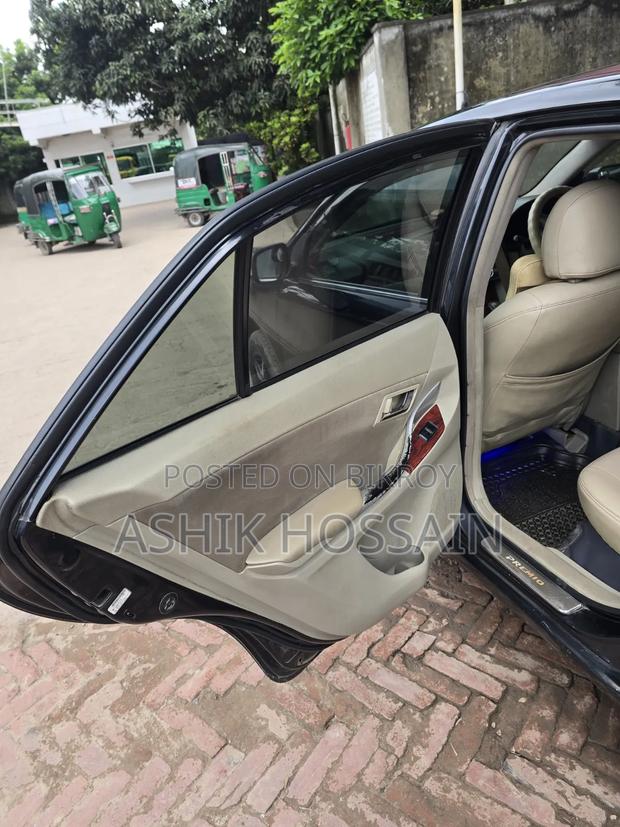 Toyota Premio 2010 Black