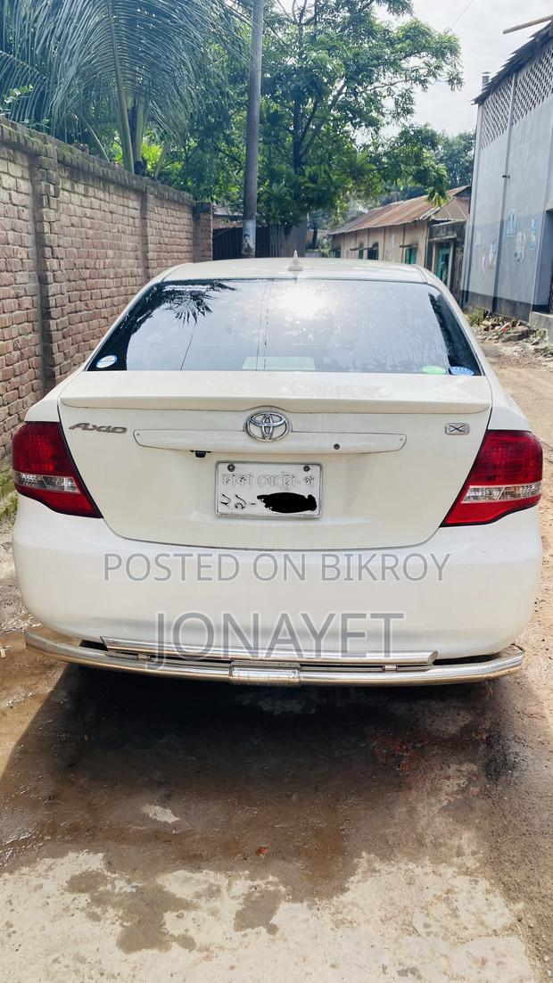 Toyota Axio 2007 White