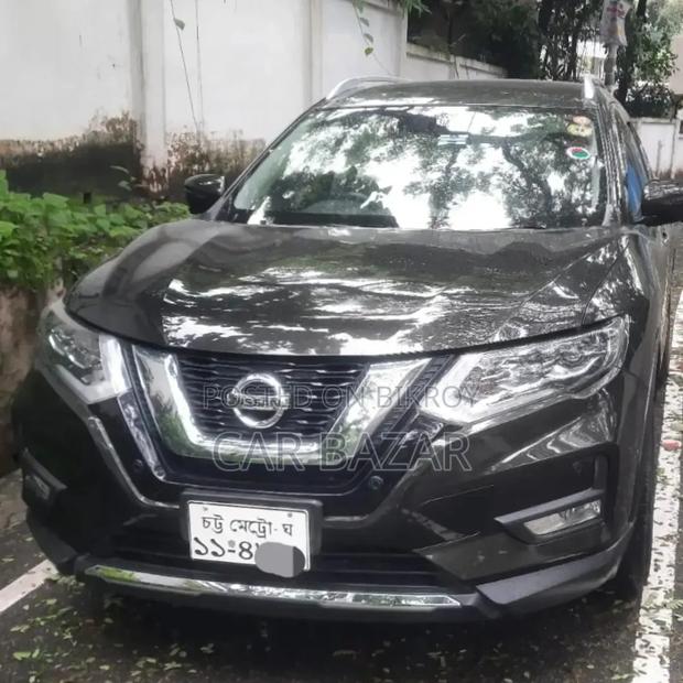 Nissan X-Trail 2.0 Hybrid FWD 2018 Black