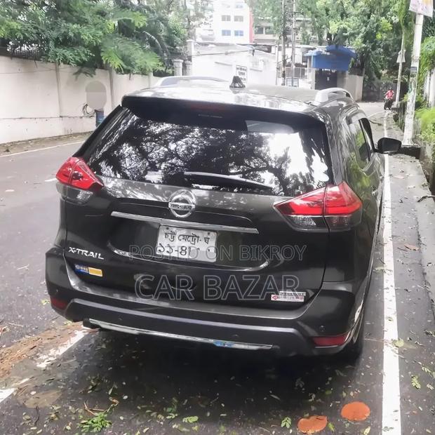 Nissan X-Trail 2.0 Hybrid FWD 2018 Black