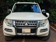 Mitsubishi Pajero V90 3.2 DI-D 2014 White for sale