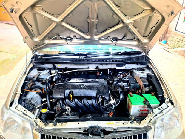 Toyota Corolla 2004 Silver