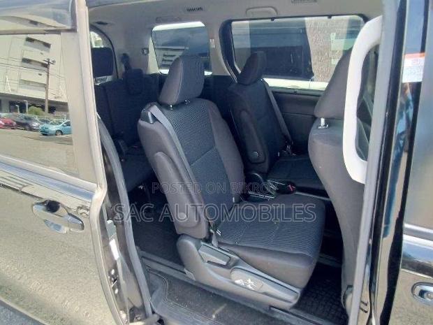 New Toyota Noah 1.8 FWD Hybrid (7 Seater) 2021 Black