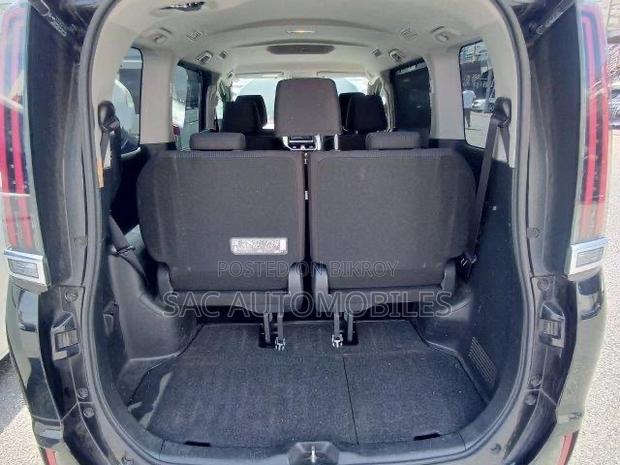 New Toyota Noah 1.8 FWD Hybrid (7 Seater) 2021 Black