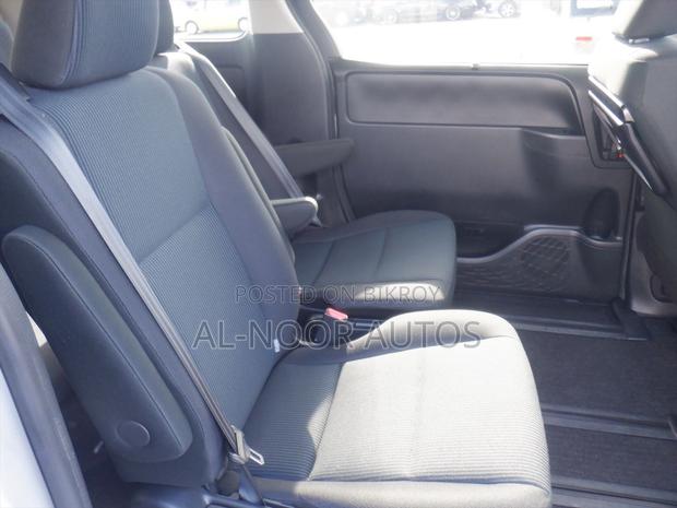 Toyota Noah 1.8 FWD Hybrid (7 seater) 2021 Pearl