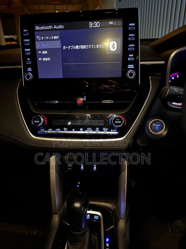 Toyota Corolla Cross 1.8 Hybrid AWD 2021 Black