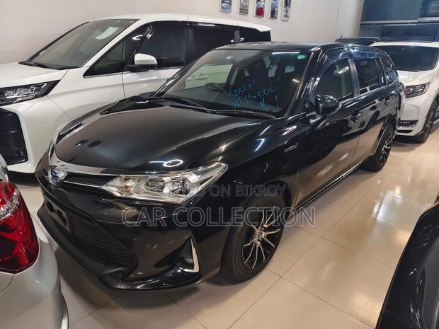 Toyota Corolla Fielder 1.5 Hybrid FWD 2020 Black