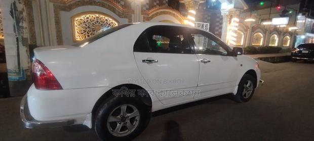 Toyota Corolla 2006 White