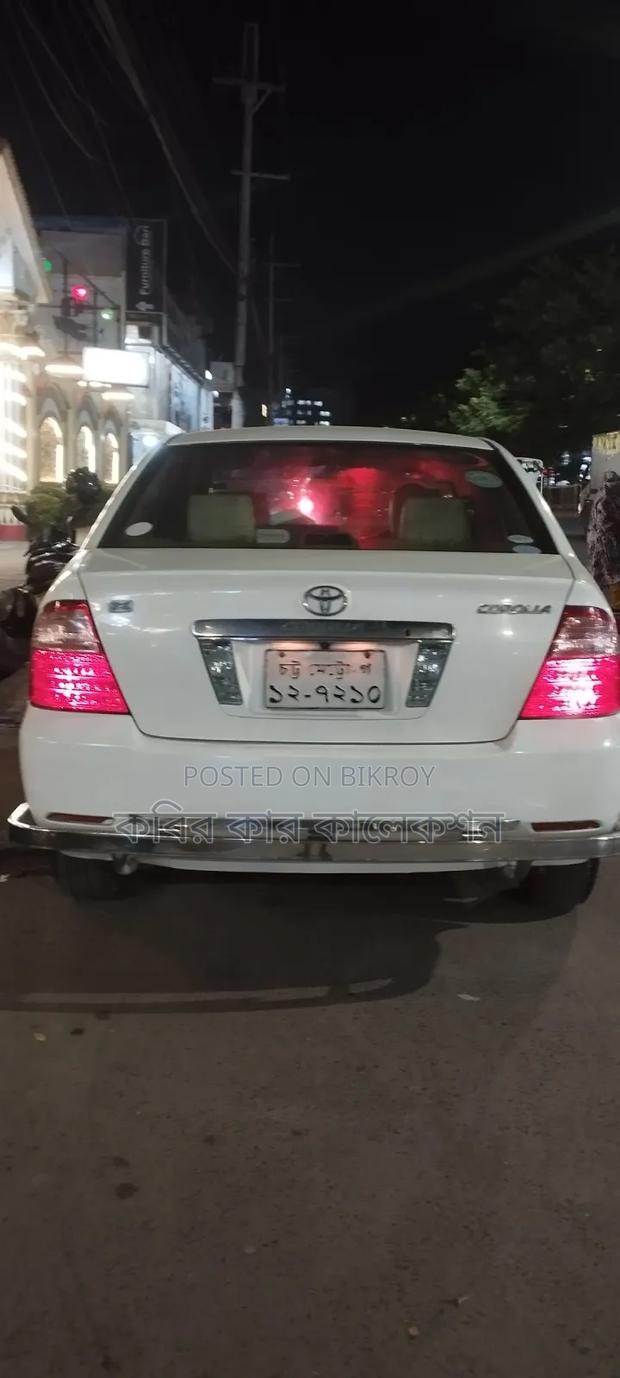 Toyota Corolla 2006 White