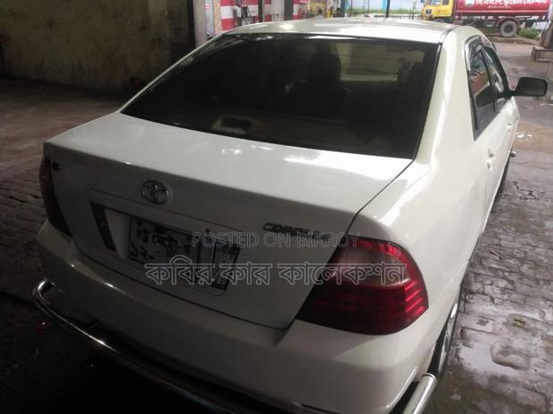 Toyota Corolla 2004 White