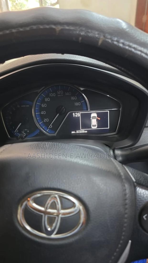 Toyota Axio 2015 Silver