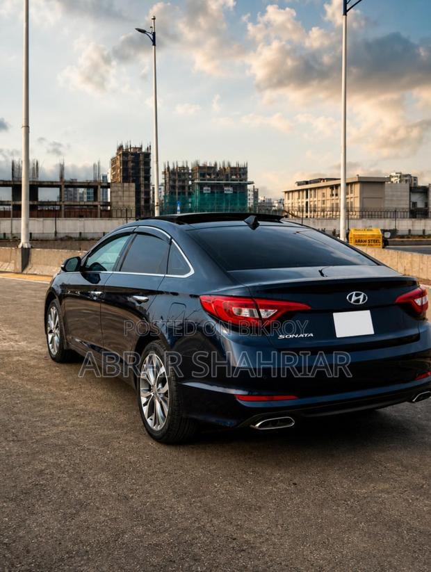 Hyundai Sonata Base Sedan FWD (2.4L 4cyl 6A) 2017 Blue