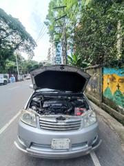 Toyota Corolla 2004 Silver for sale