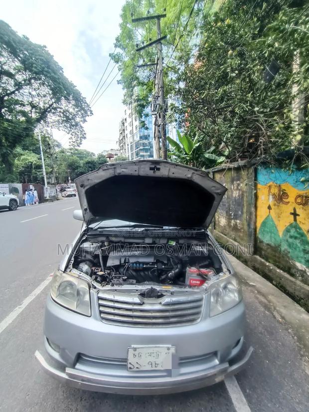 Toyota Corolla 2004 Silver
