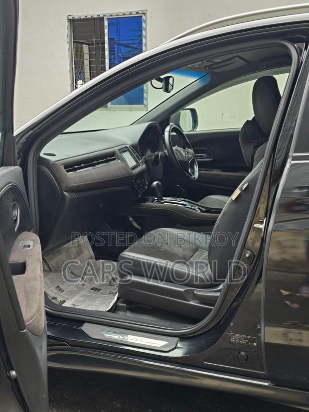 Honda Vezel 1.5 2WD 2017 Black